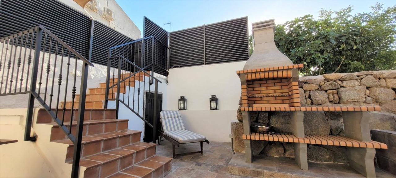 Casa Del Castillo By Naturadrada La Adrada Exterior foto